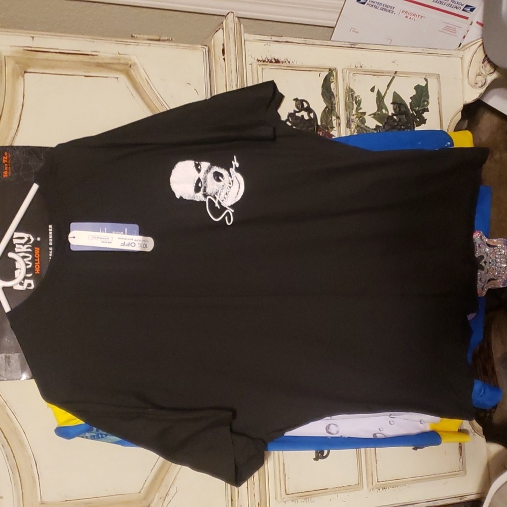 Mens size xlg shirt